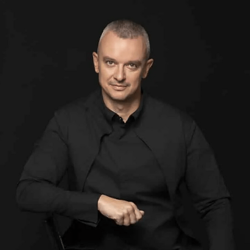 Vladislav Simov CEO Domestina