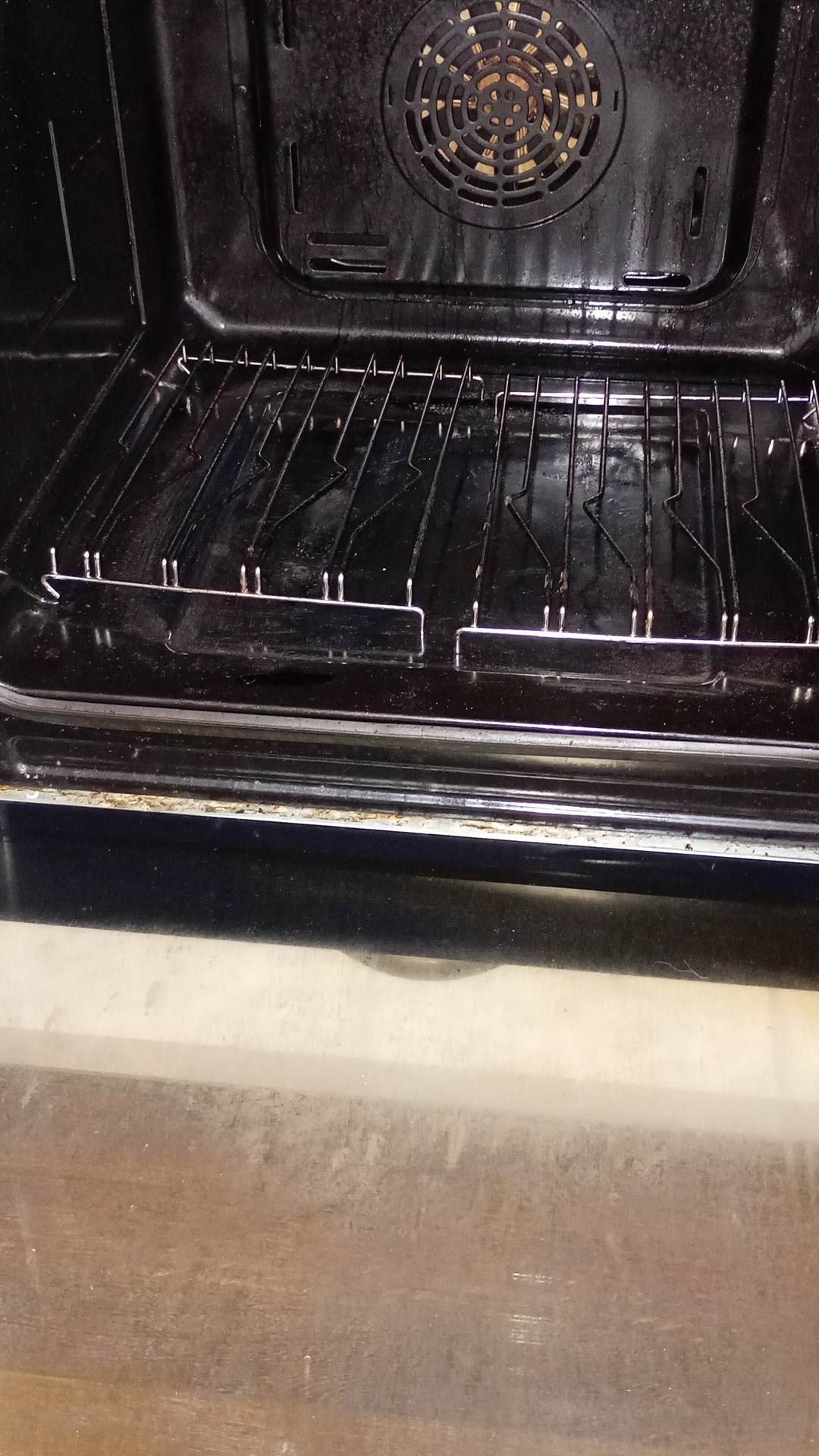 Before photo for Почистване след наематели